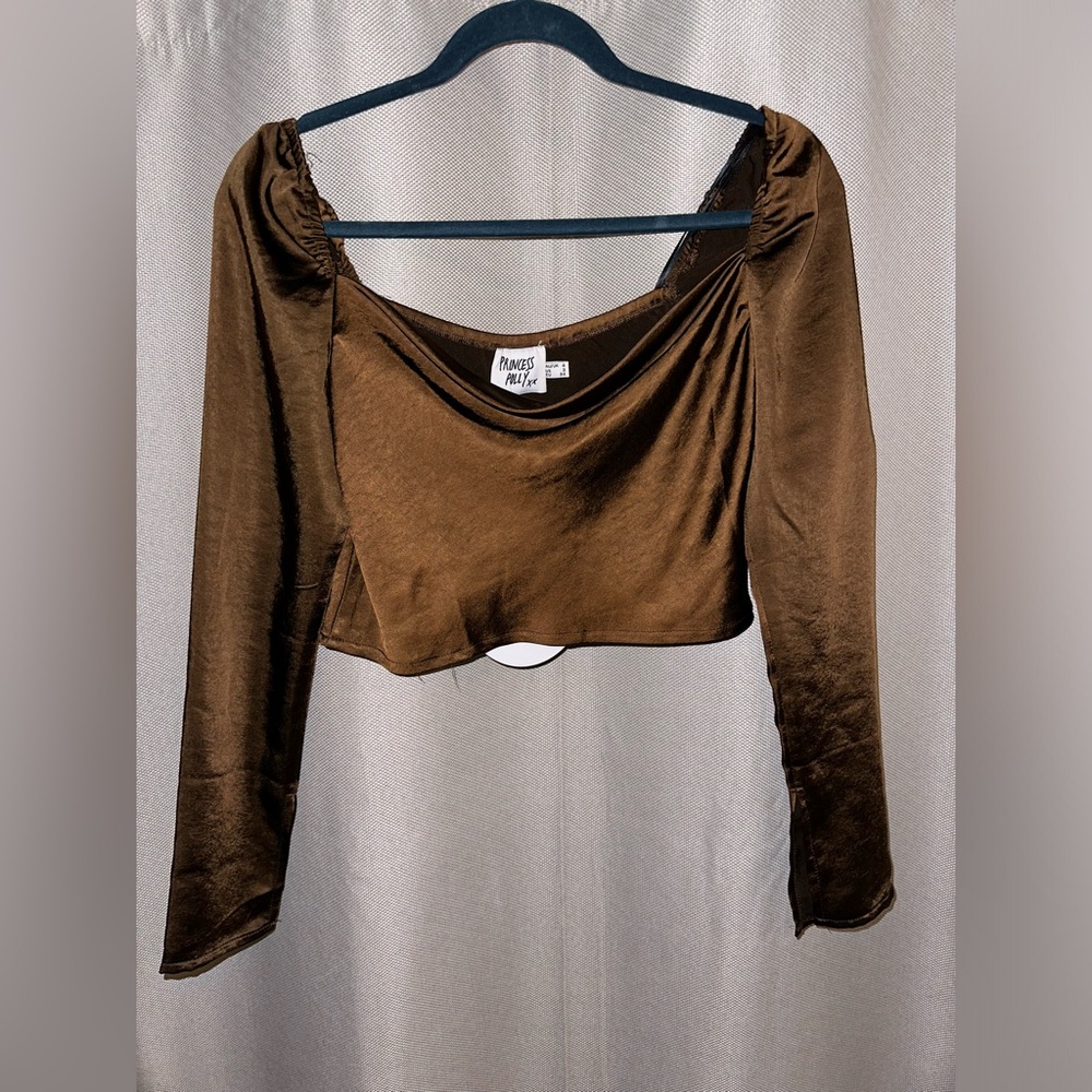 Size 2/Small. Brown long sleeve cropped satin cowl neck top.